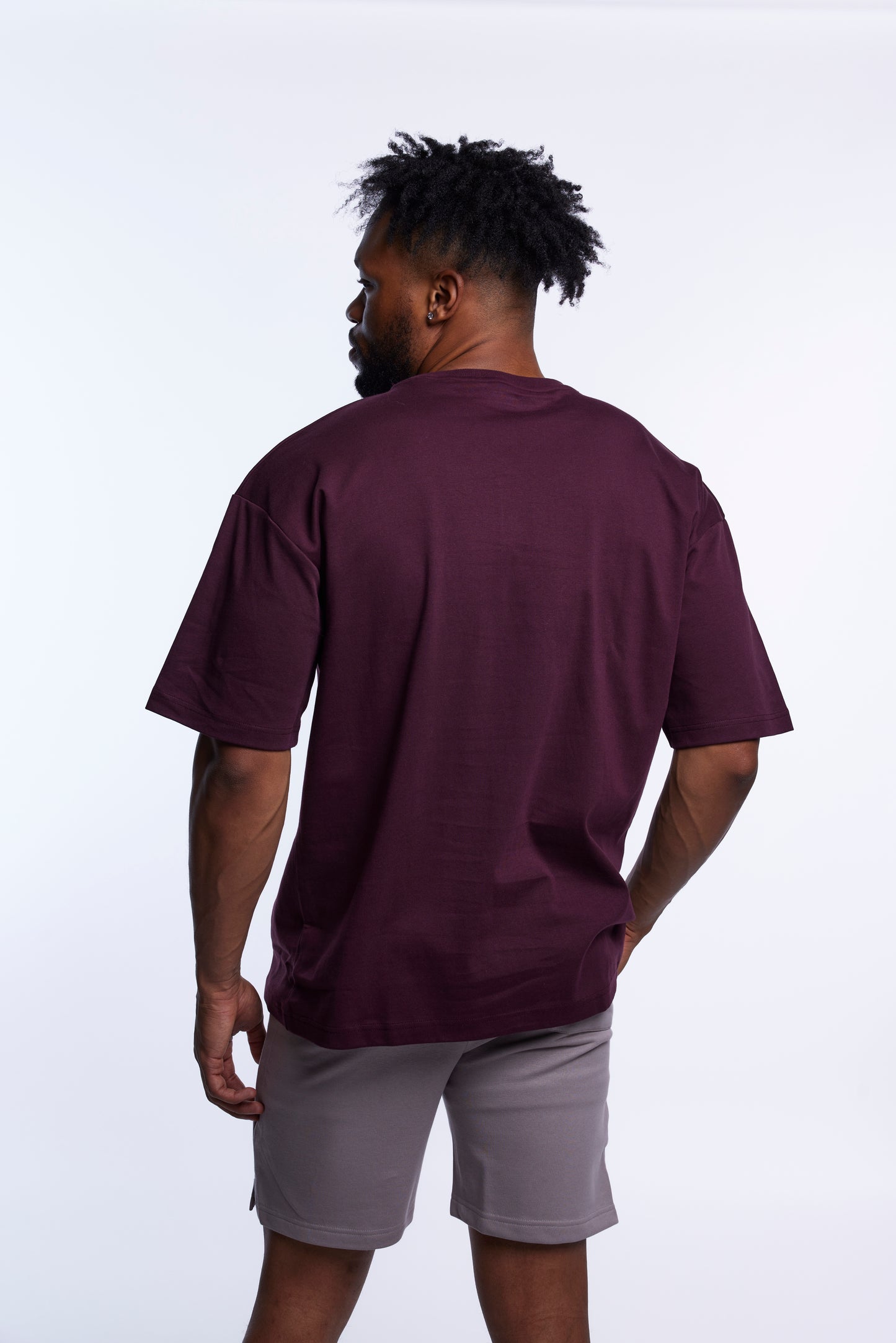Urban Comfort: Oversized Tee